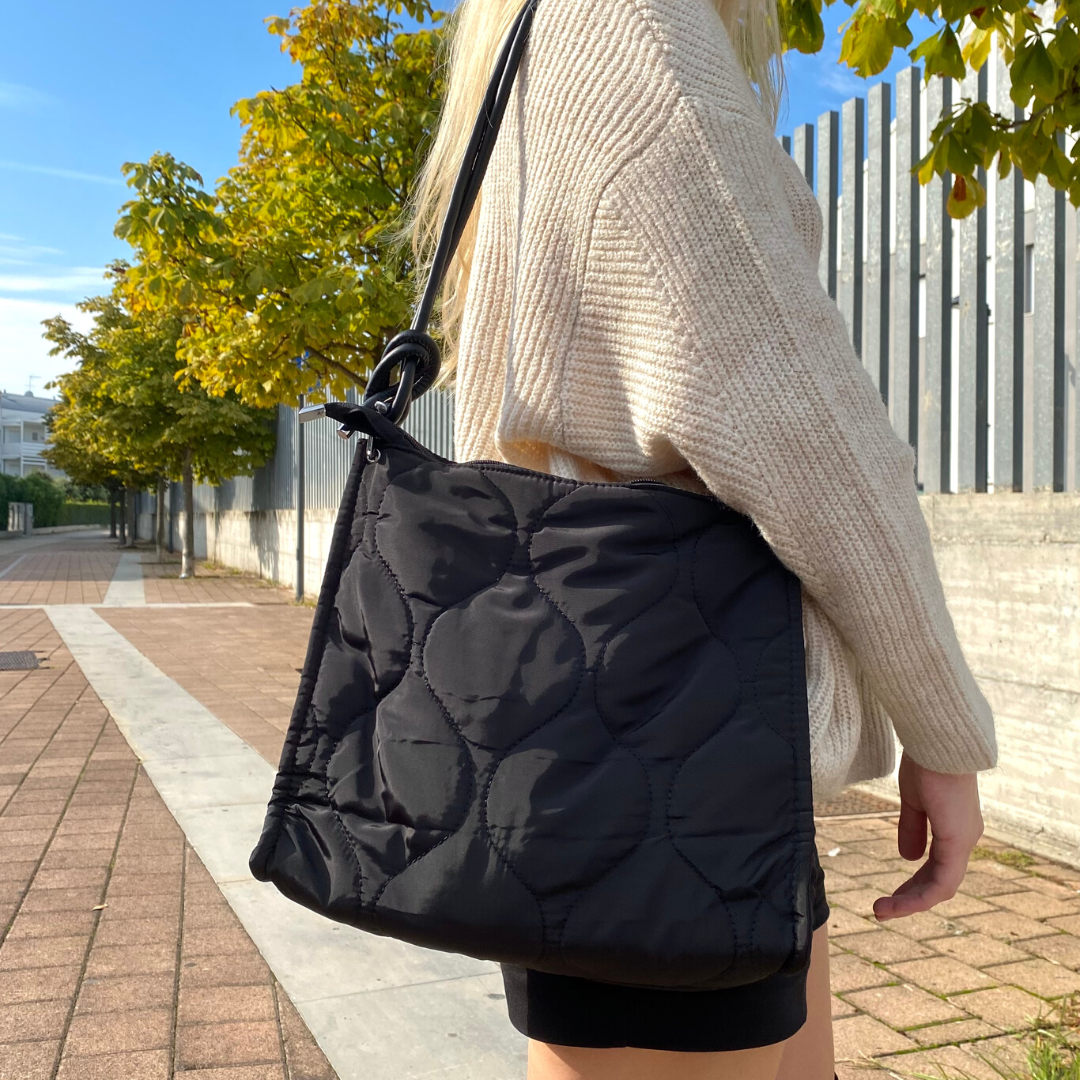 Alessia Iconica Puffer Tote