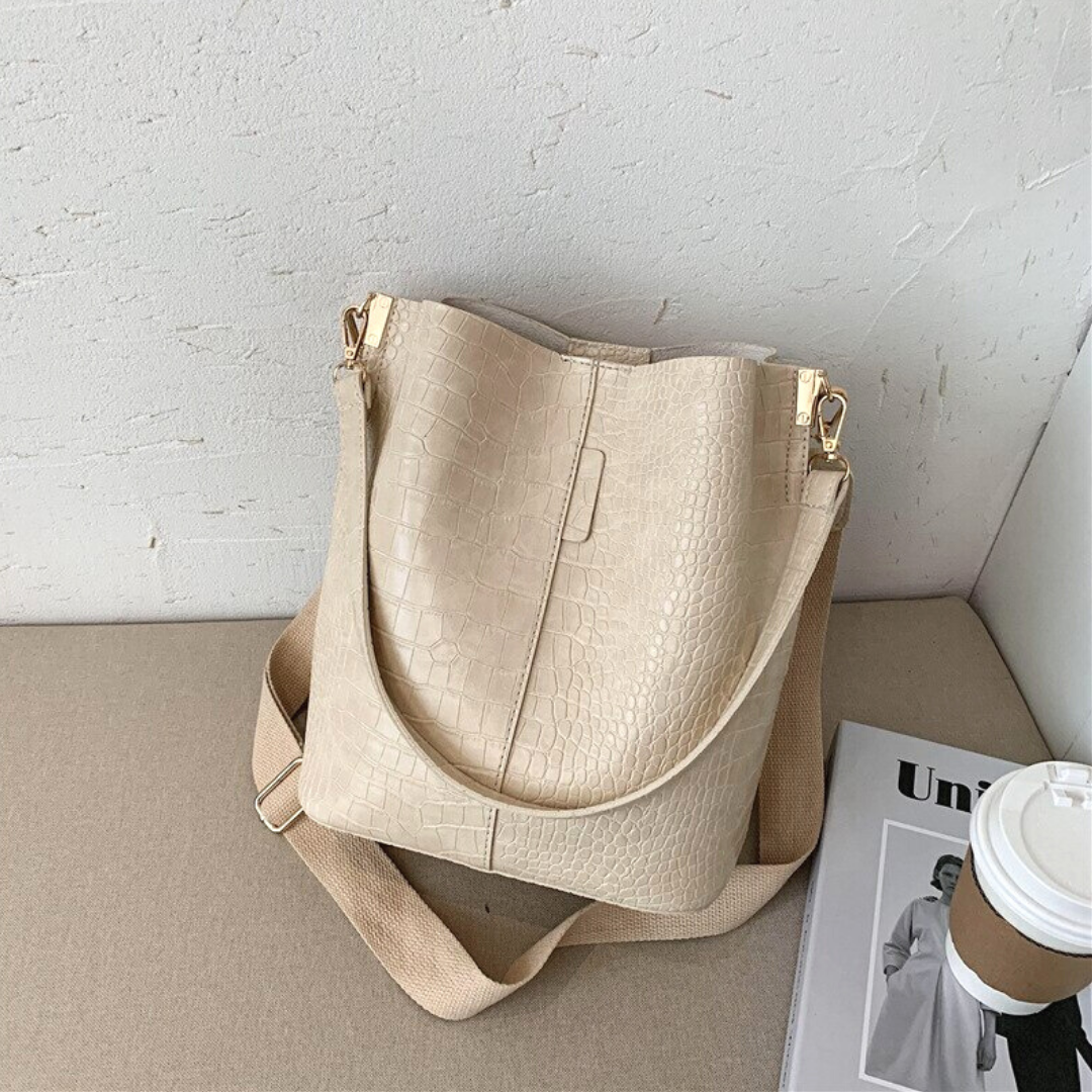 Fiore Classico Embossed Bag