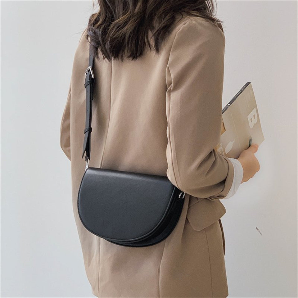 Oliva Eterna Crossbody