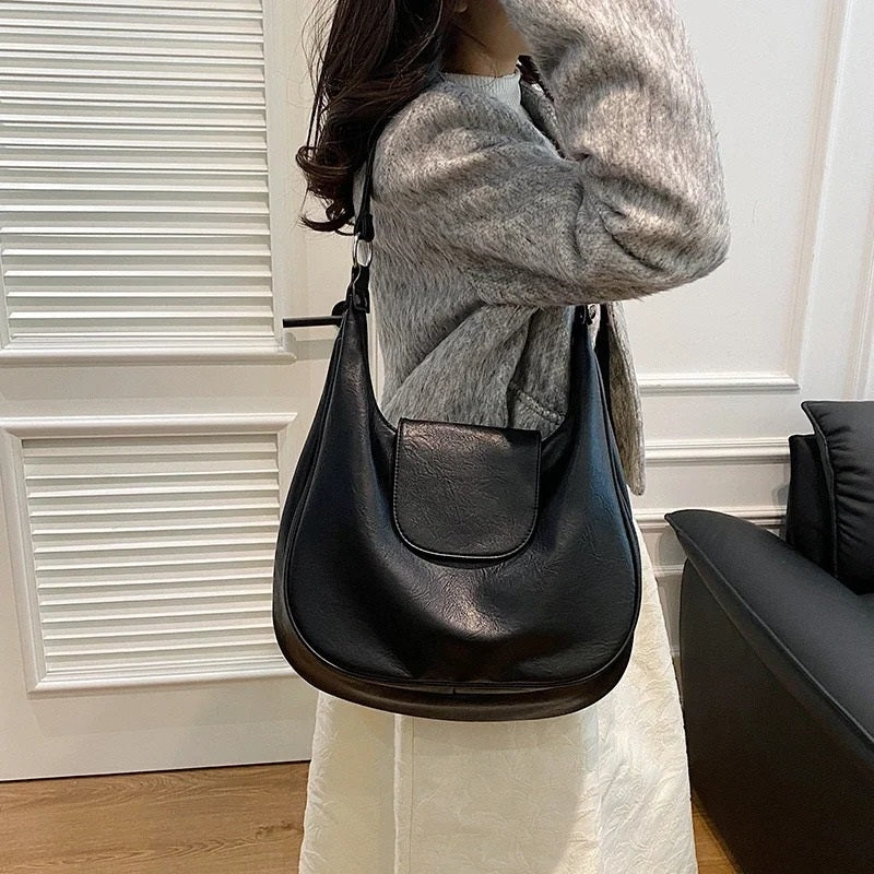 Chiara Distinct Shoulder Bag