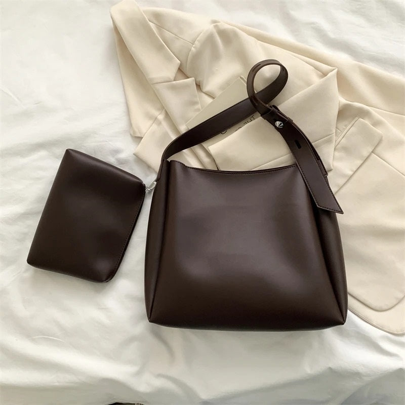 Claudia Imperiale Hobo Bag