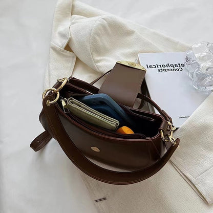 Minerva Piccolo Shoulder Bag