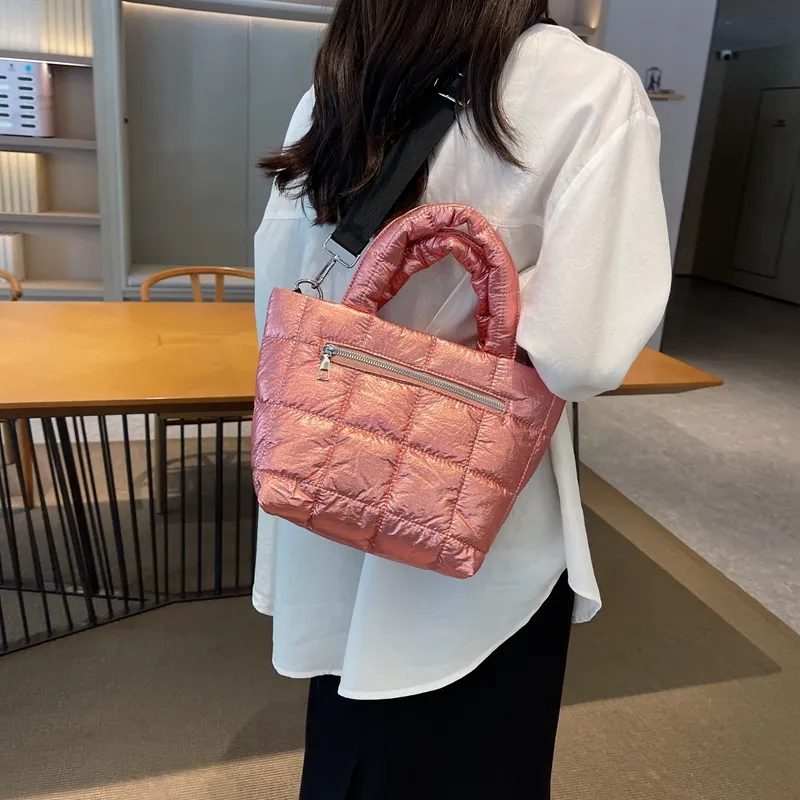 Oliva Eterna Puffer Tote