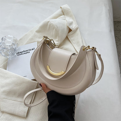 Minerva Piccolo Shoulder Bag